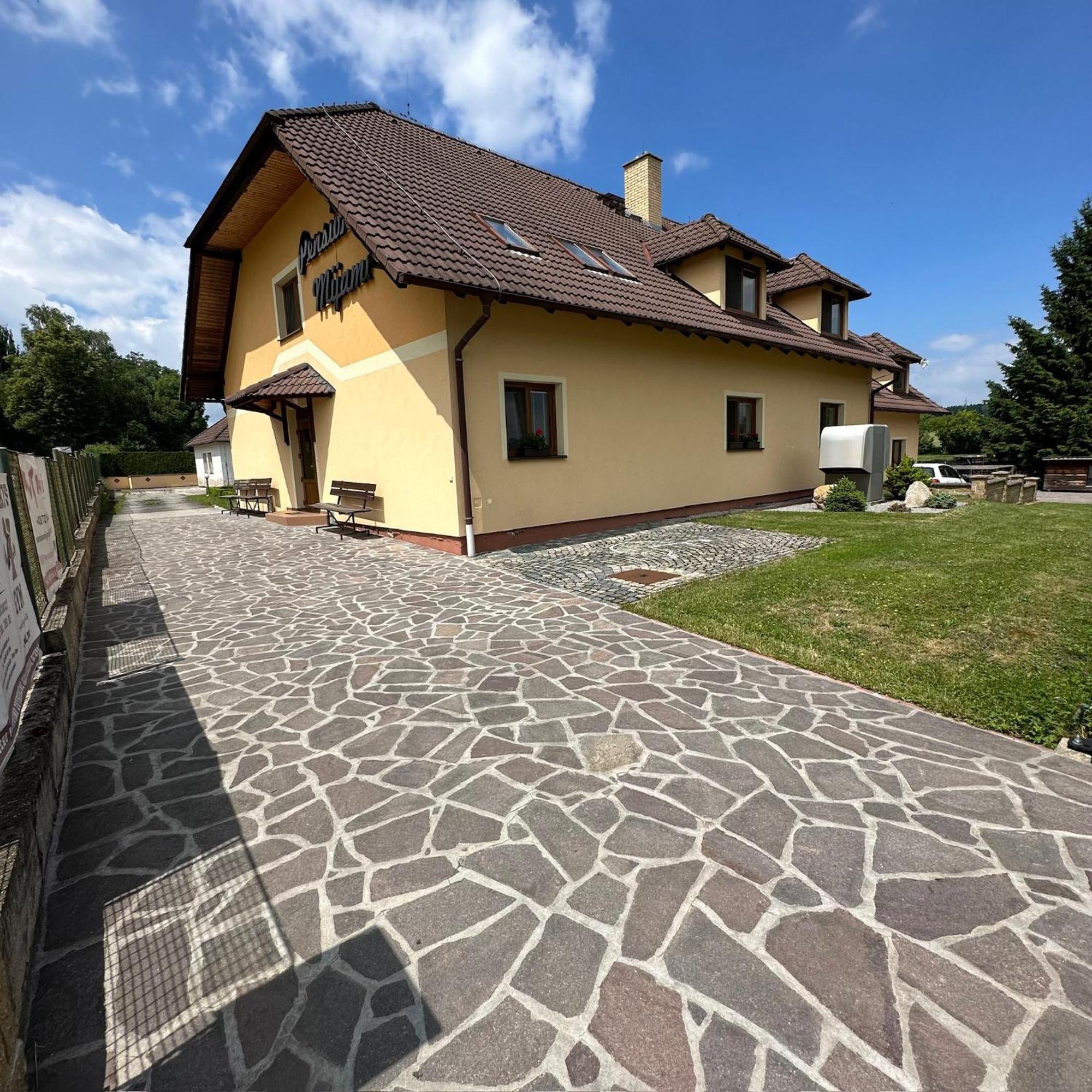 Pension Mijami Dolni Bukovsko Exterior photo